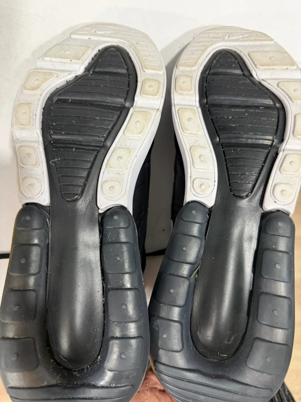 Nike Black/White Air Max 270 Casual Sneakers - Picture 10 of 11